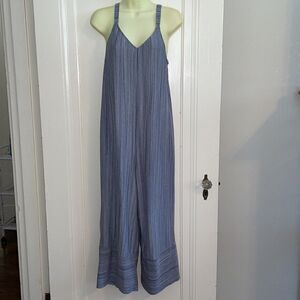 ‎Eiffel Designs light blue striped strappy jumpsuit/romper